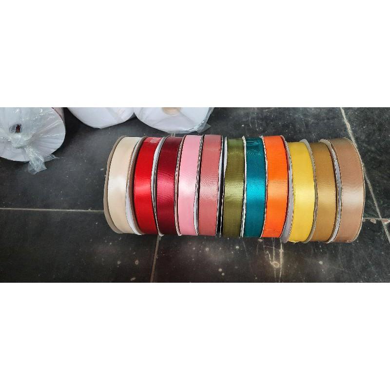 1 cuộn ruybang lụa 2.5cm×100m.