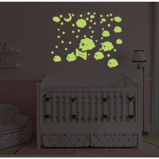 Decal trang trí tường - Cừu Con Đáng yêu - DẠ QUANG