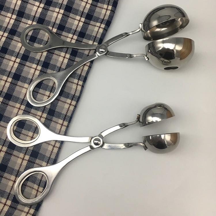 Dụng cụ kẹp chả viên, thịt viên