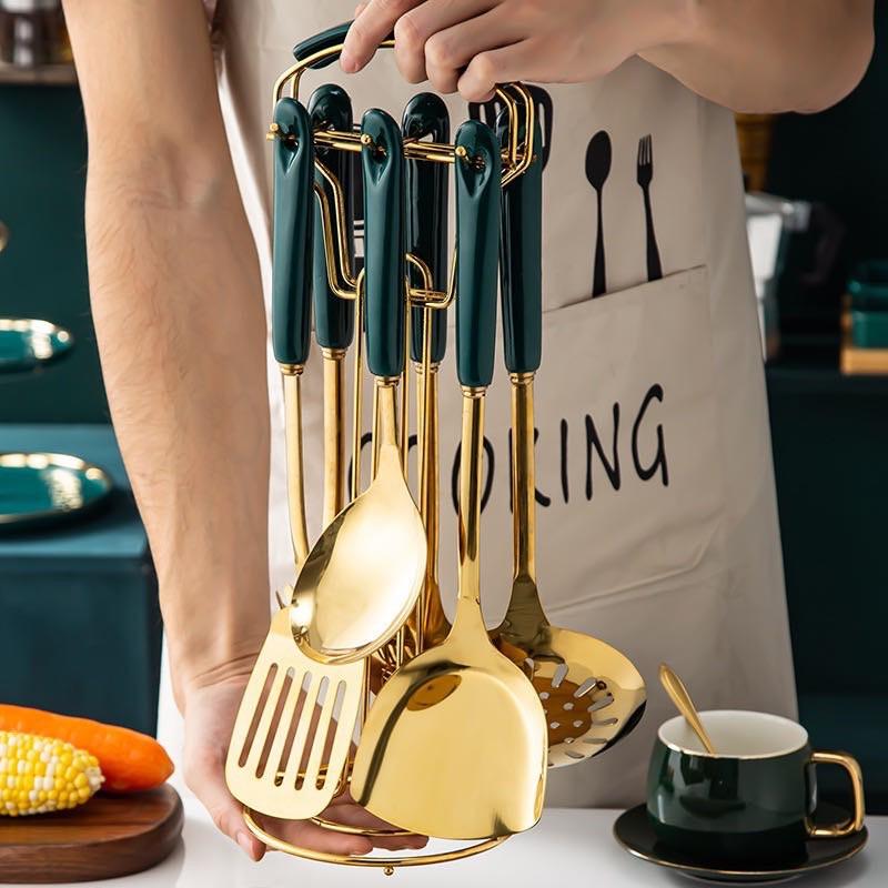 Bộ Đồ Dùng Nhà Bếp INOX Sáng Bóng Màu Vàng Cực Đẹp