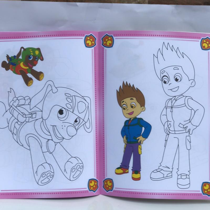 Set 4 tập/vở bé tô màu đội chó cứu hộ