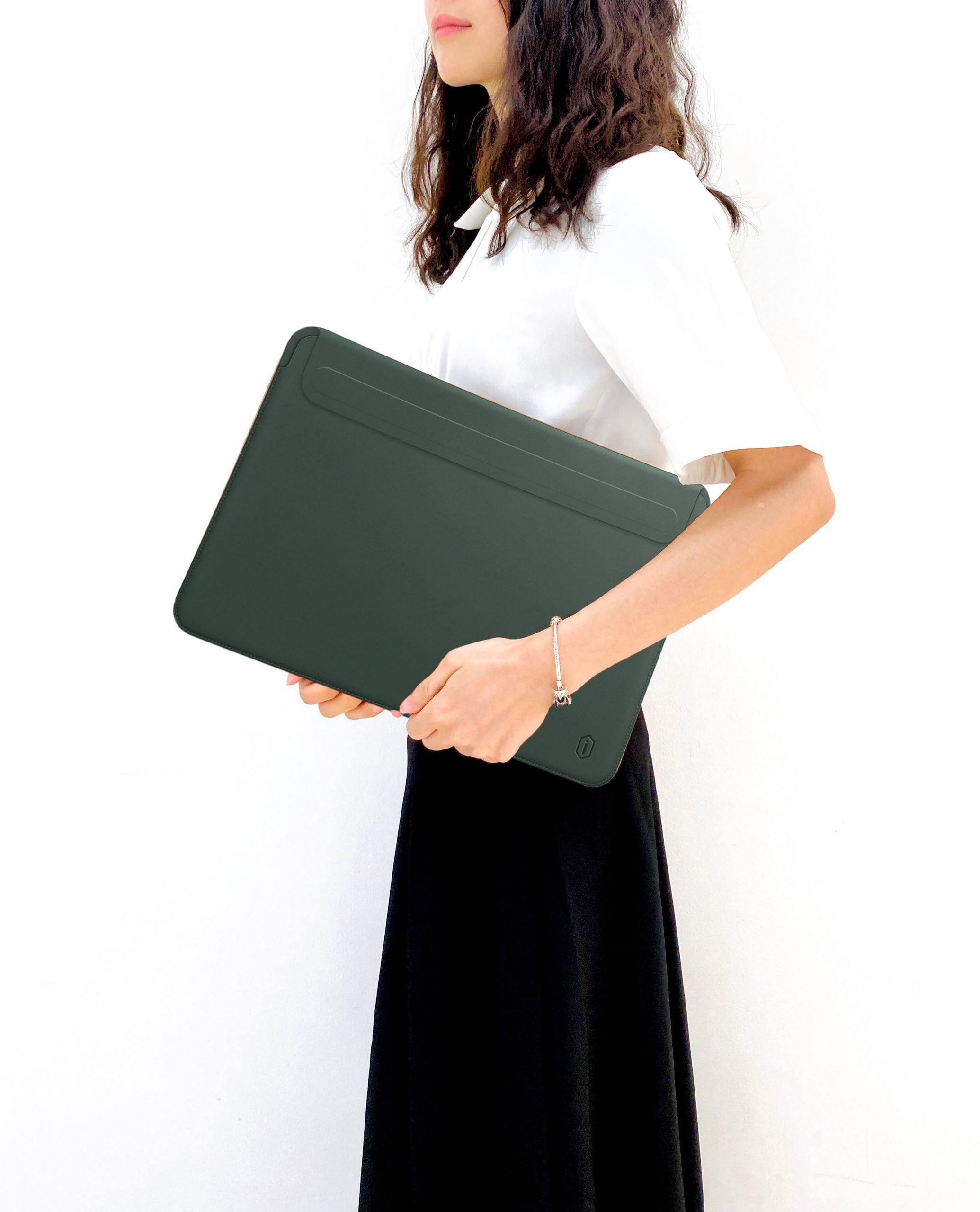 Bao Da Wiwu Skin Pro II Dành Cho Macbook, Laptop Thiết Kế Siêu Mỏng, Có Nắp Đóng Từ Tính An Toàn - Hàng Chính Hãng