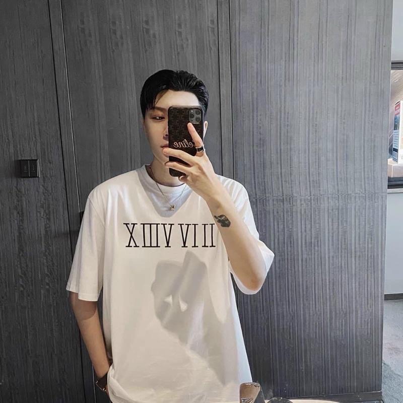 Áo thun phong cách nam nữ chữ la mã