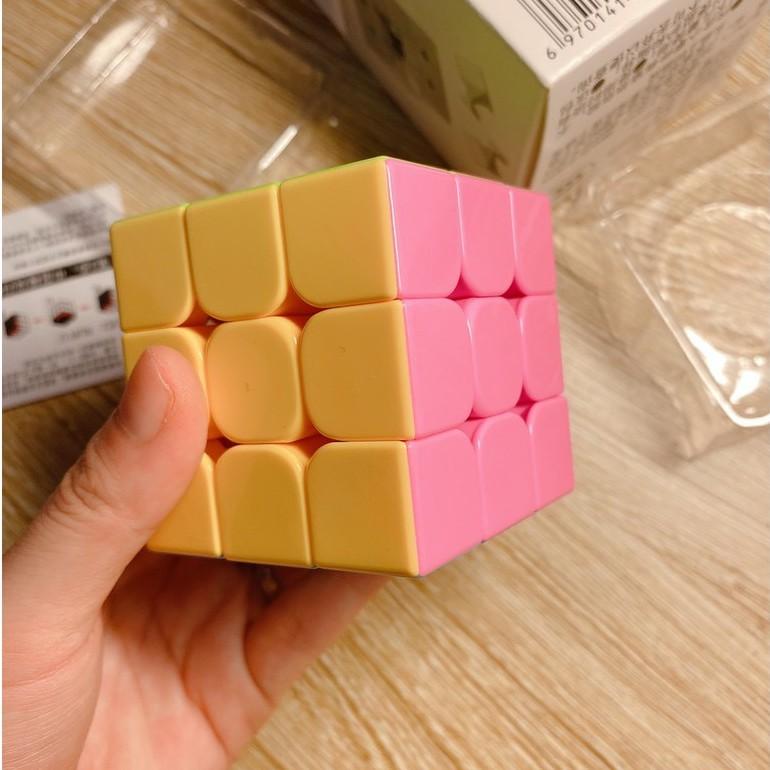 Rubik 3x3 Xoay trơn dễ chơi