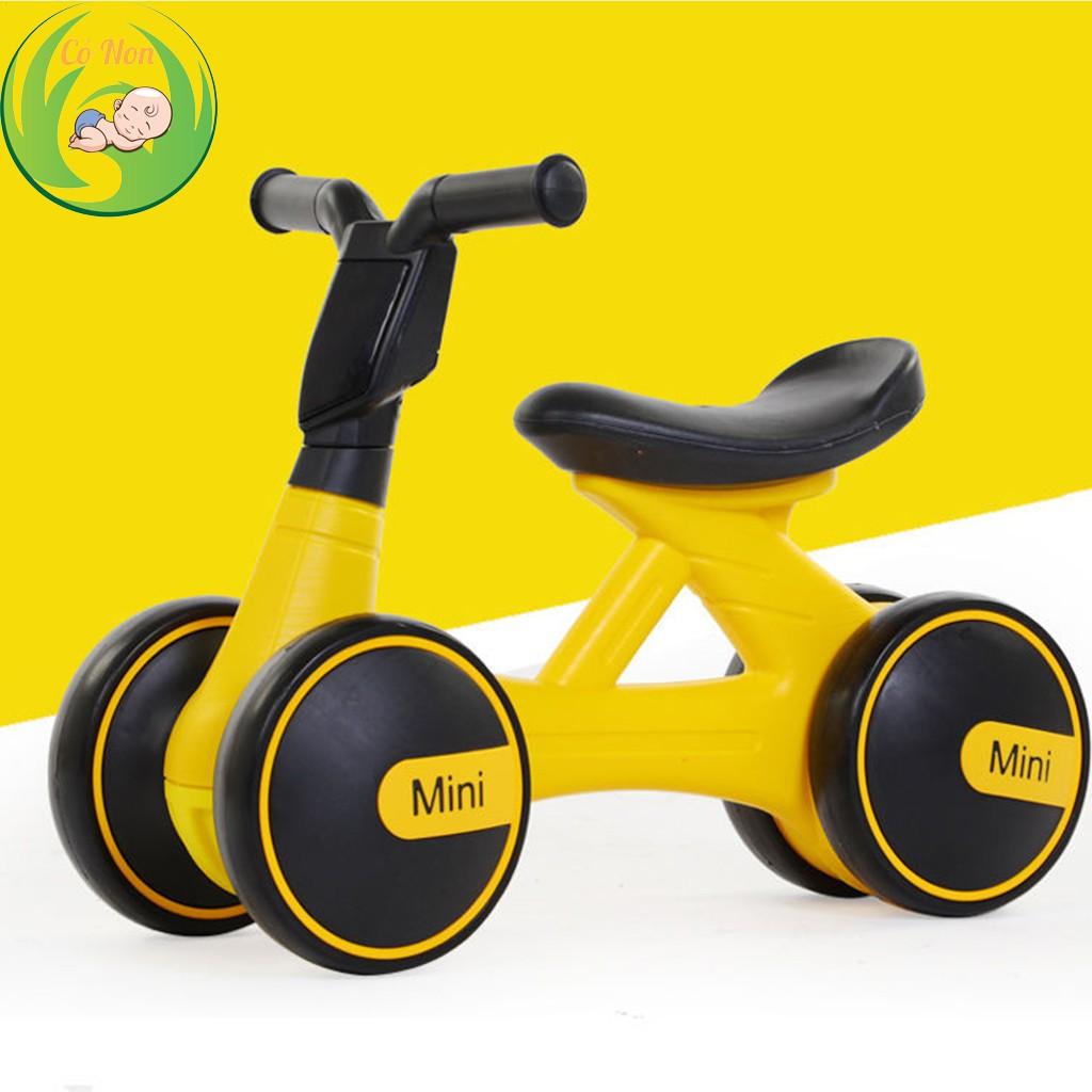 Xe chòi chân, xe thăng bằng Minibike cho bé từ 1-3 tuổi