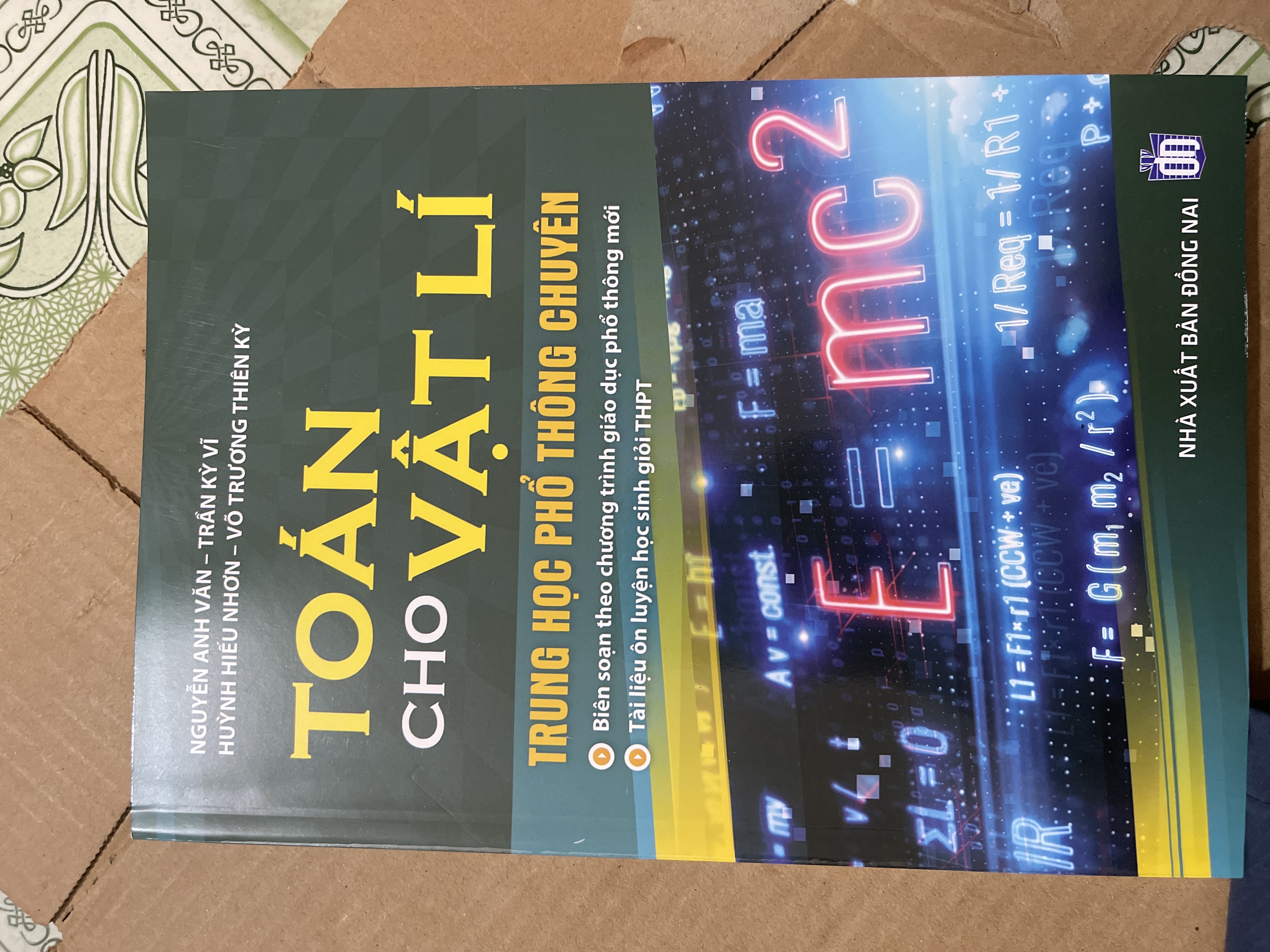 Sách toán cho vật lí chuyên trung học phổ thông