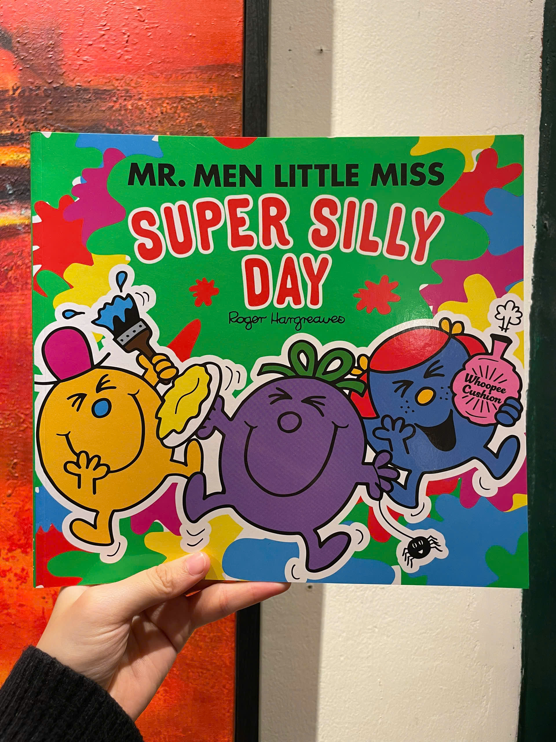 Mr Men Little Miss Super Silly Day by Roger Hargreaves - Children Picture book in English
