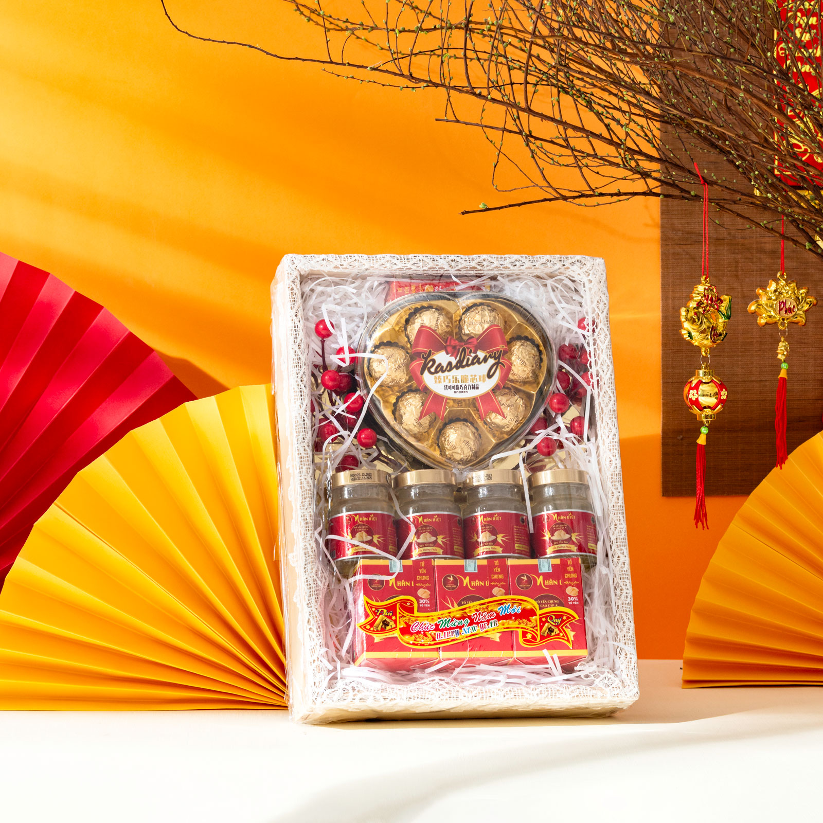 HỘP QUÀ TẾT YẾN SÀO NHÂN VIỆT 2026 - XUÂN TÀI LỘC MÃ ĐÁO THÀNH CÔNG