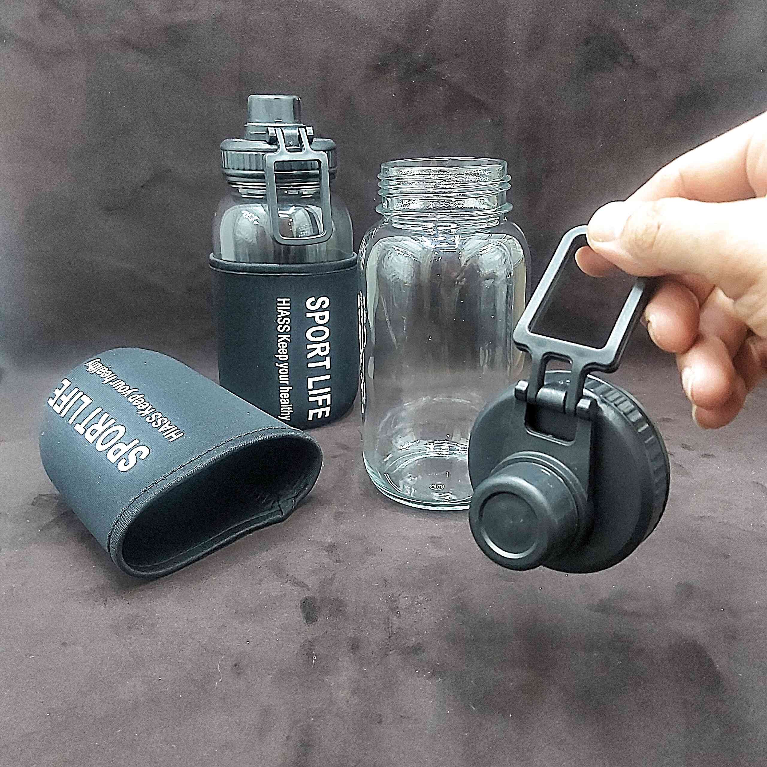 Combo 2 Chai Thủy Tinh đựng nước 750ml SPORT LIFE - Nắp nhựa đen có quai, gioăng cao su – tặng kèm túi vải Spandex - Bình chứa nước, sữa, trà, cafe, nước ép