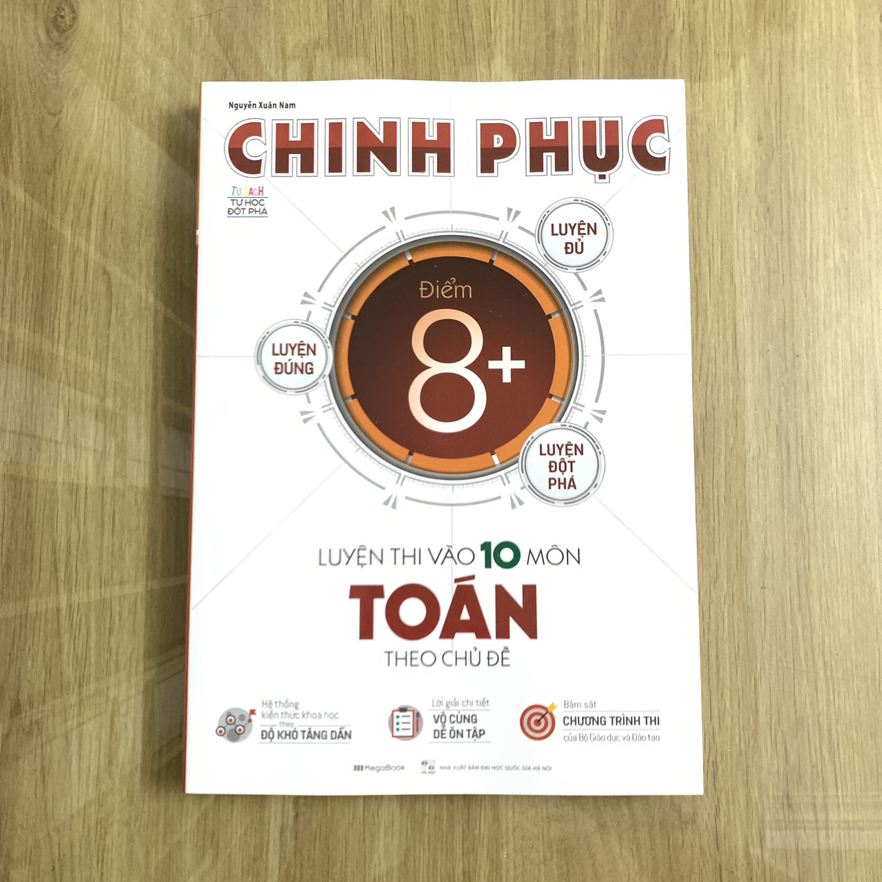 Sách Chinh phục luyện thi vào 10 môn Toán theo chủ đề