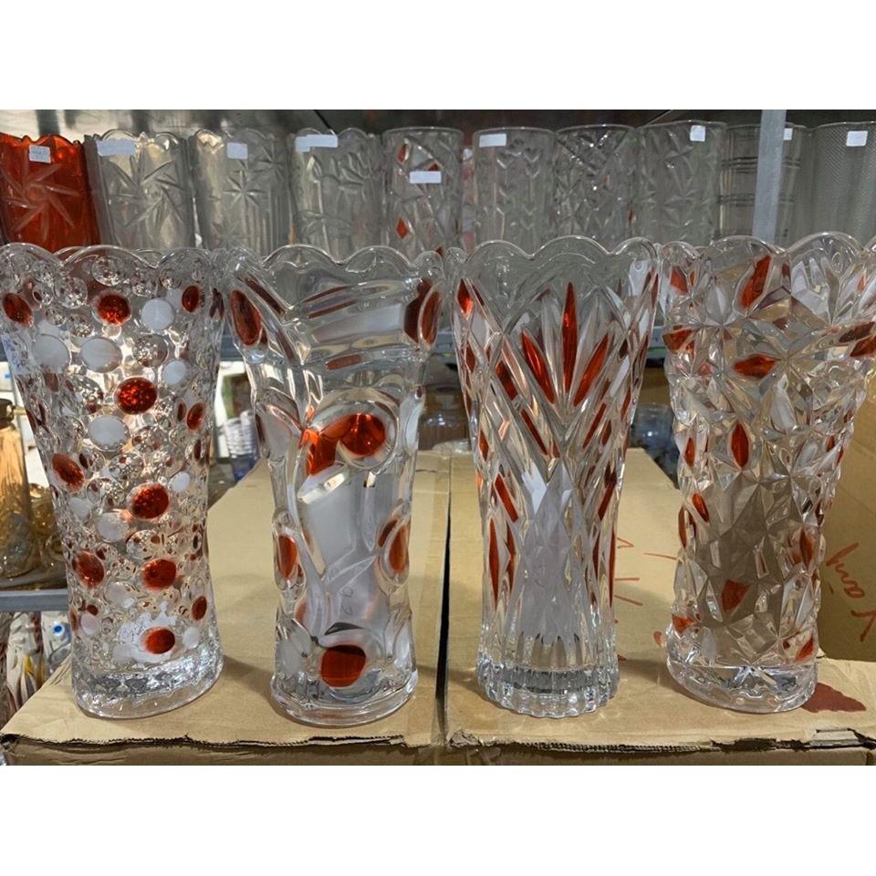 Lọ hoa Thủy tinh hoa văn trắng cao 30Cm