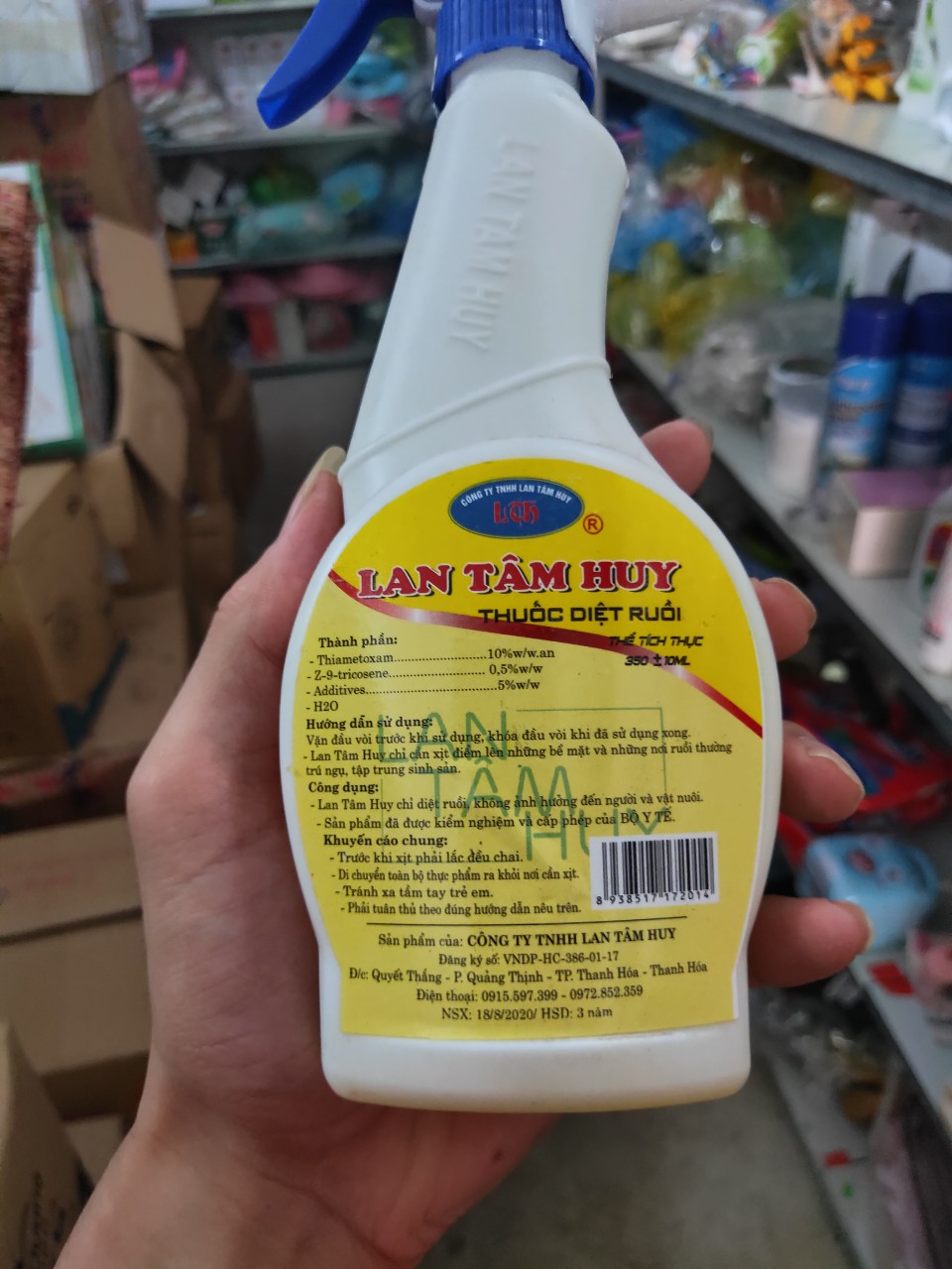 Thuốc diệt Ruồi Lan Tâm Huy chai 350ml dạng xịt PHUN ĐÂU SẠCH ĐÓ