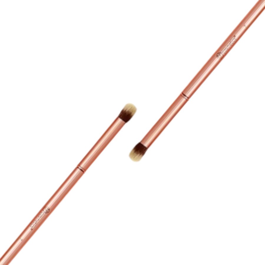 Cọ trộn màu mắt Bh Cosmetics Metal Rose 05