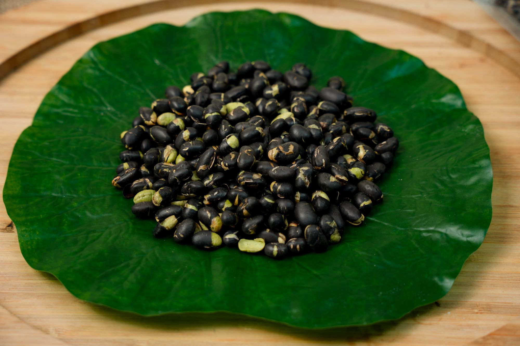 ĐẬU ĐEN SẤY GIÒN THÀNH LONG GÓI 200G / 500G
