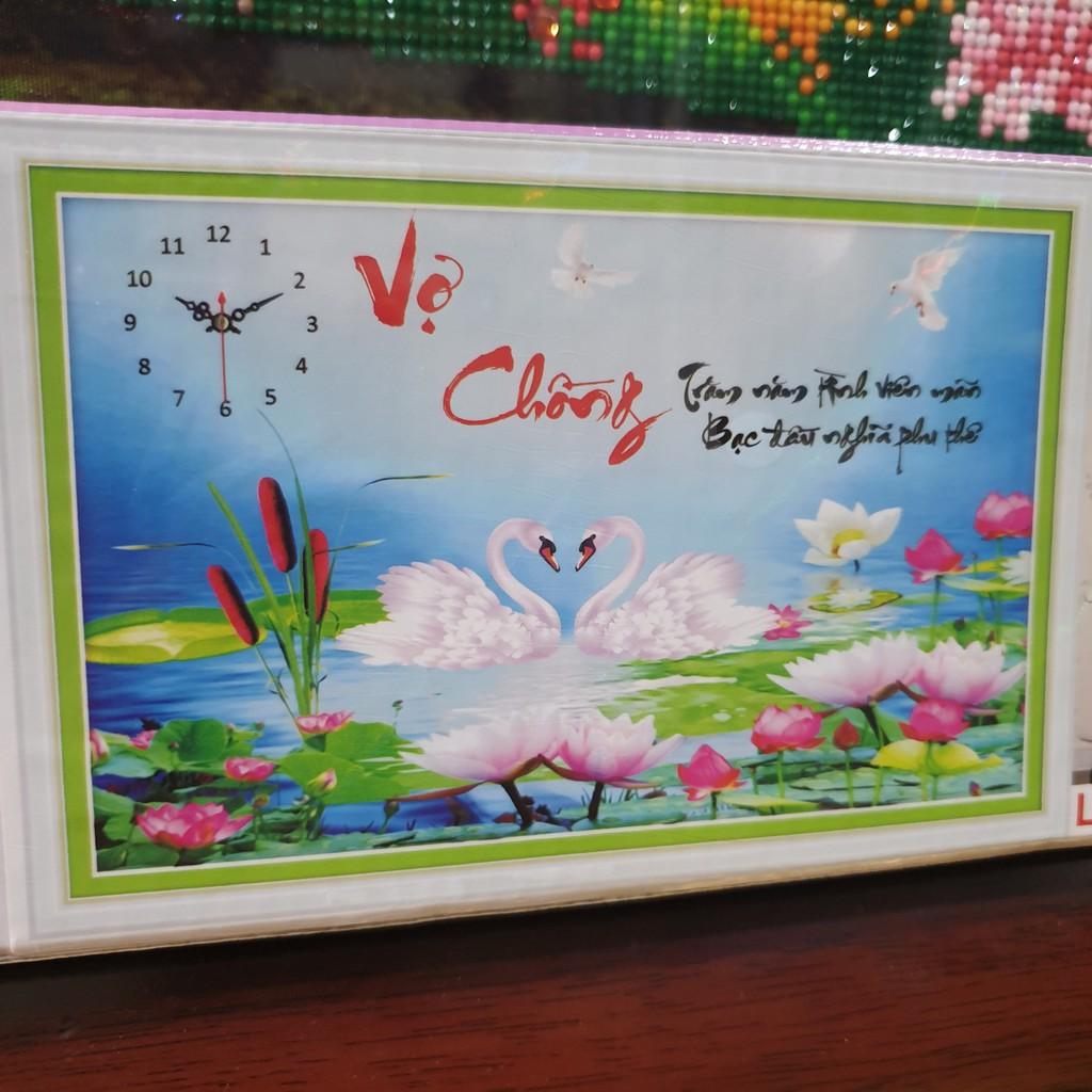 Tranh Đính Đá VỢ CHỒNG (ĐÁ ABC CAO CẤP). Kích Thước: 75cm x 50cm