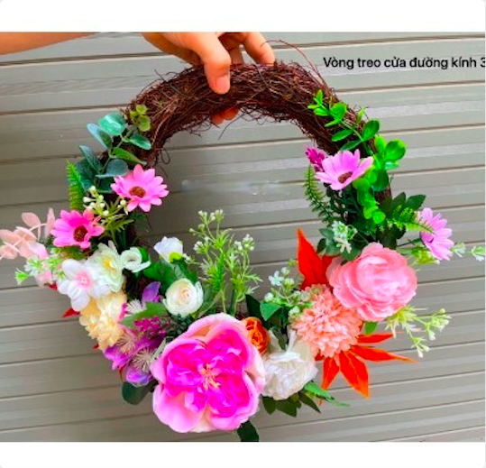 Vòng hoa giả treo cửa - đường kính 35 đến 45 cm - hoàn thiện y hình - Cây giả, hoa lụa Decor trang trí nhà cửa - Vòng hoa hồng
