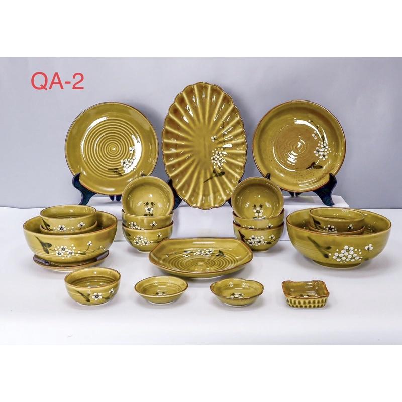 Set bát đĩa 20-21 món, men hoàng thổ. Gốm sứ Bát Tràng cao cấp.