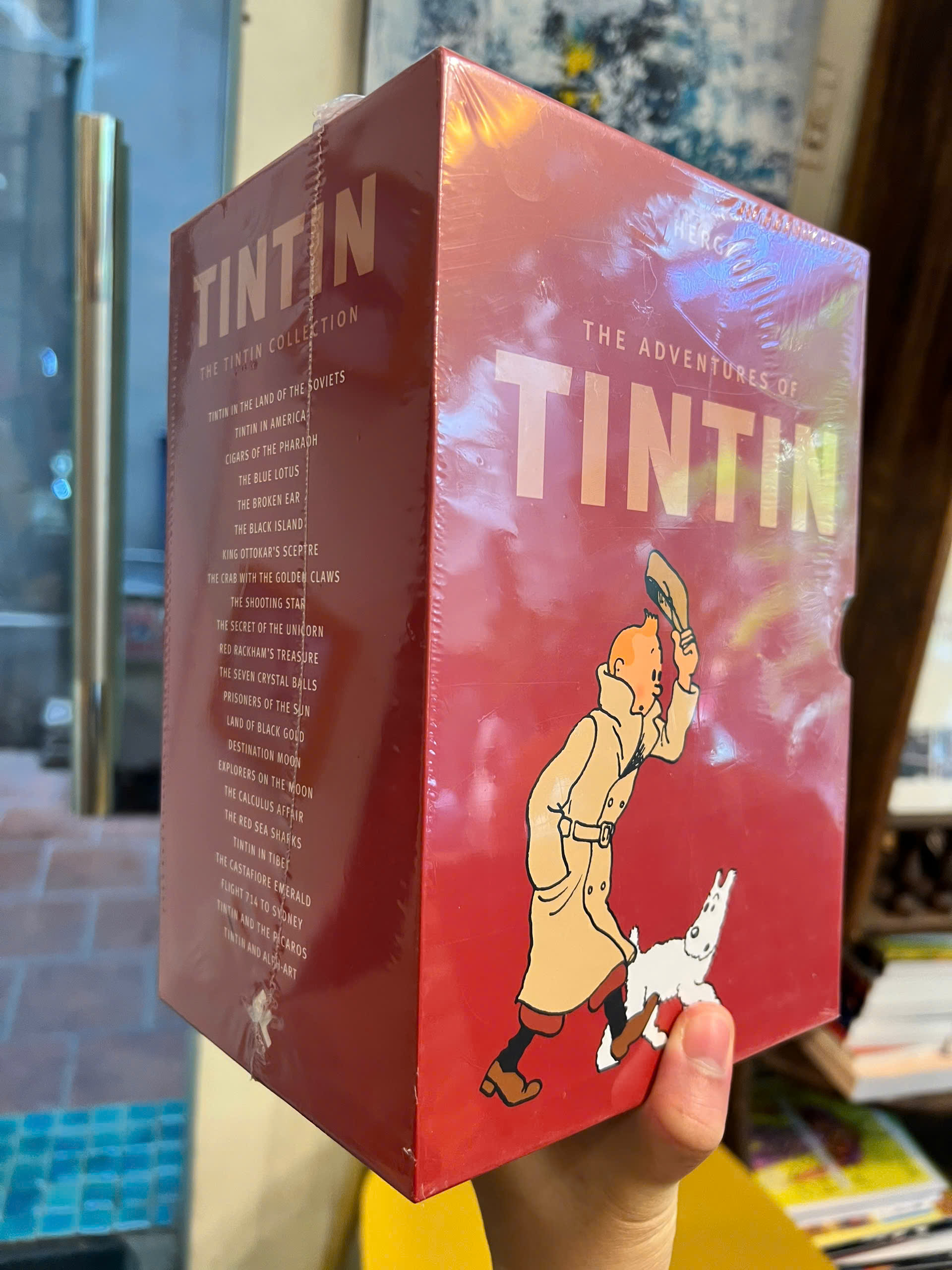 Sách - The Adventures of Tintin: 8 Hardcover Volumes by Hergé | Hộp 8 cuốn / Bìa cứng / Ngoại văn