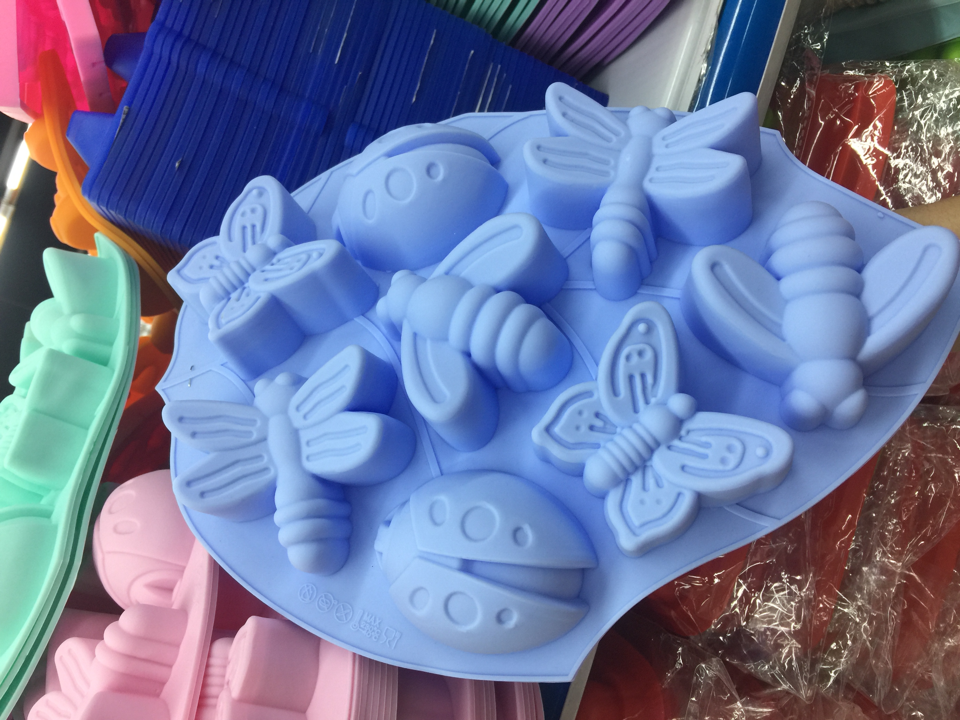 Khuôn silicon động vật