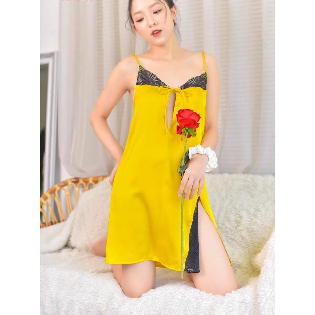 Váy ngủ lụa 2 dây xẻ tà tặng kèm quần chip ren xinh xắn