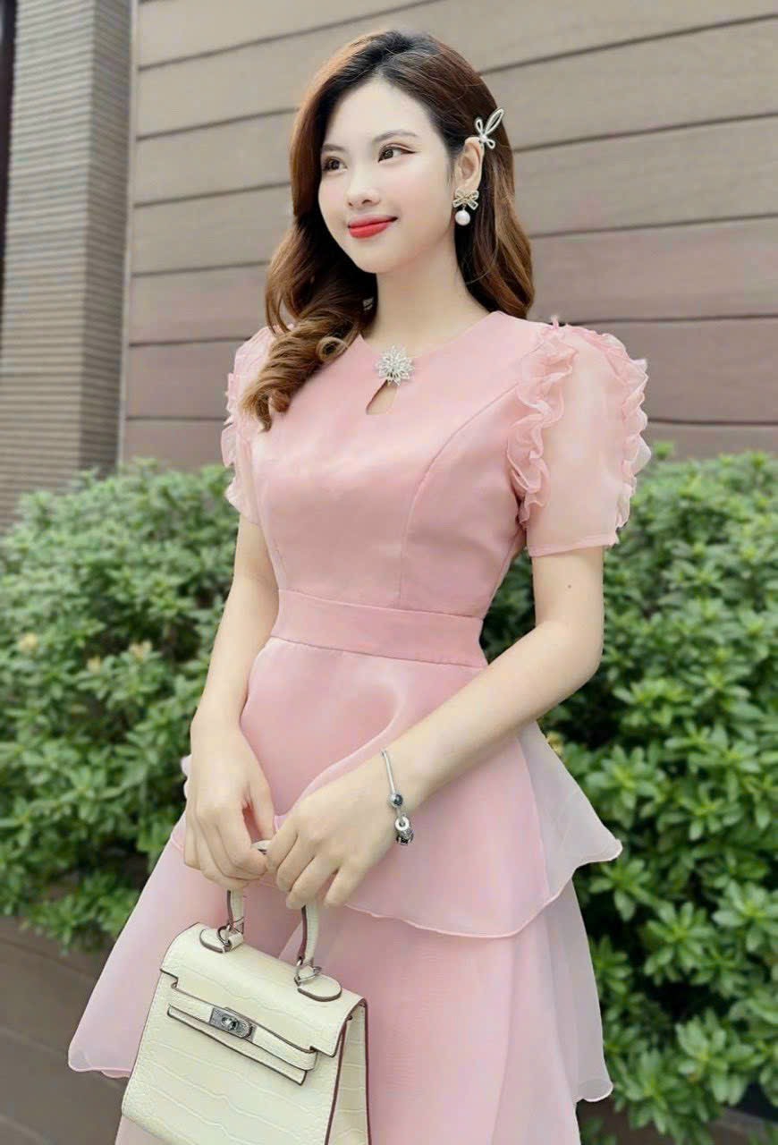 ĐẦM VOAN 3 TẦNG TAY PHỒNG XẾP BÈO MÀU Y HÌNH
