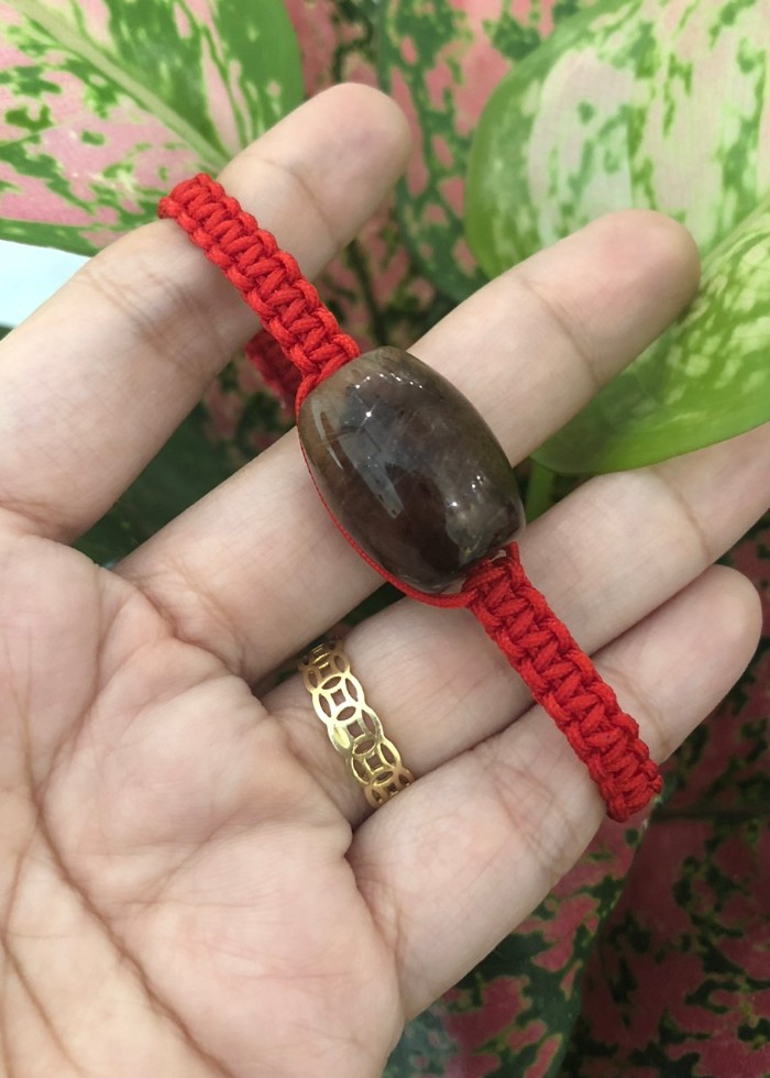 Vòng Tay Chỉ Đỏ Lu Thống Đá Thạch Anh Tóc Đỏ