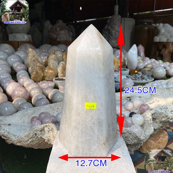 Trụ lục giác thạch anh trắng nguyên khối trấn trạch-4.26kg -T614