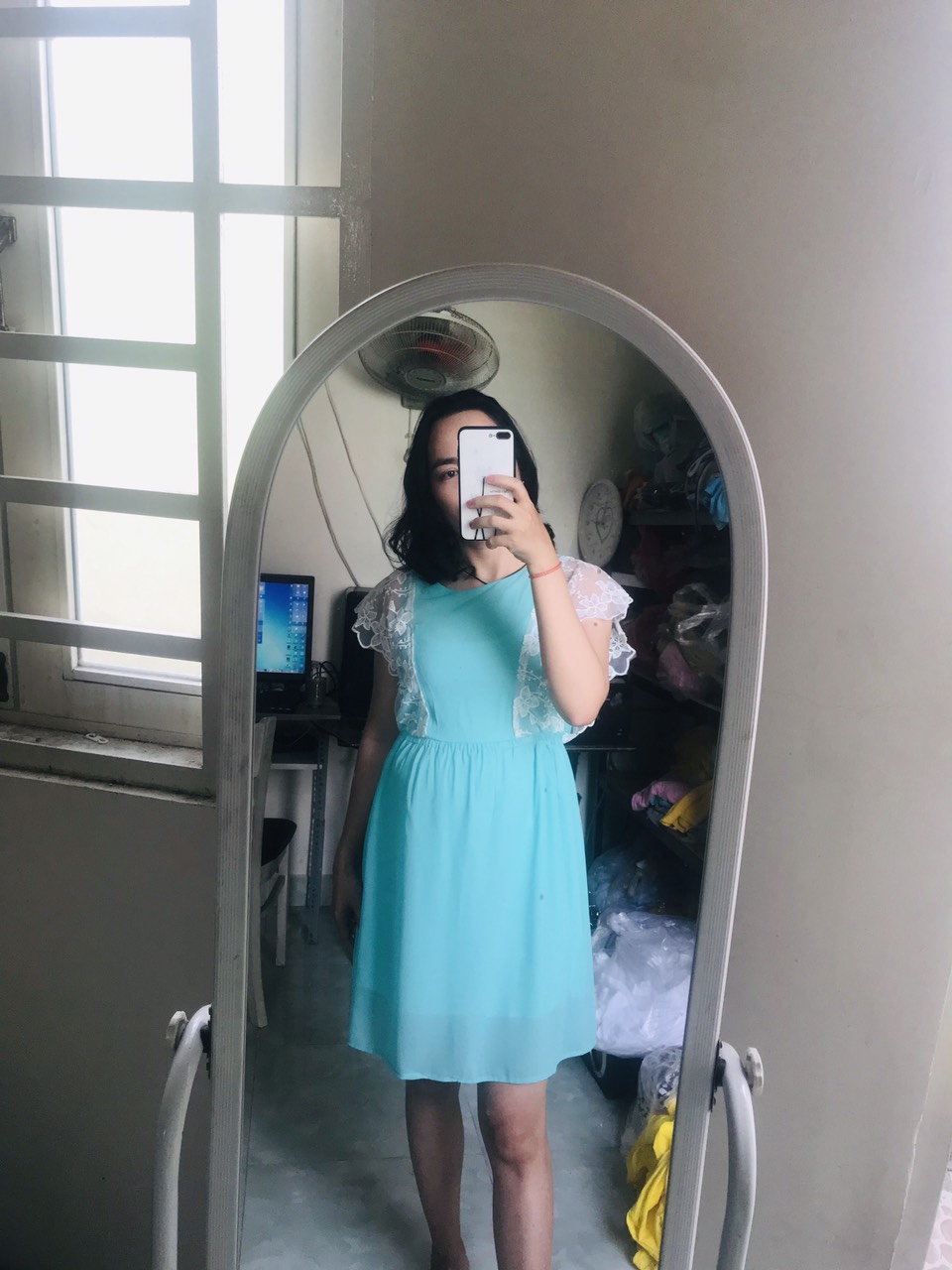 Đầm xanh voan tiểu thư phối ren