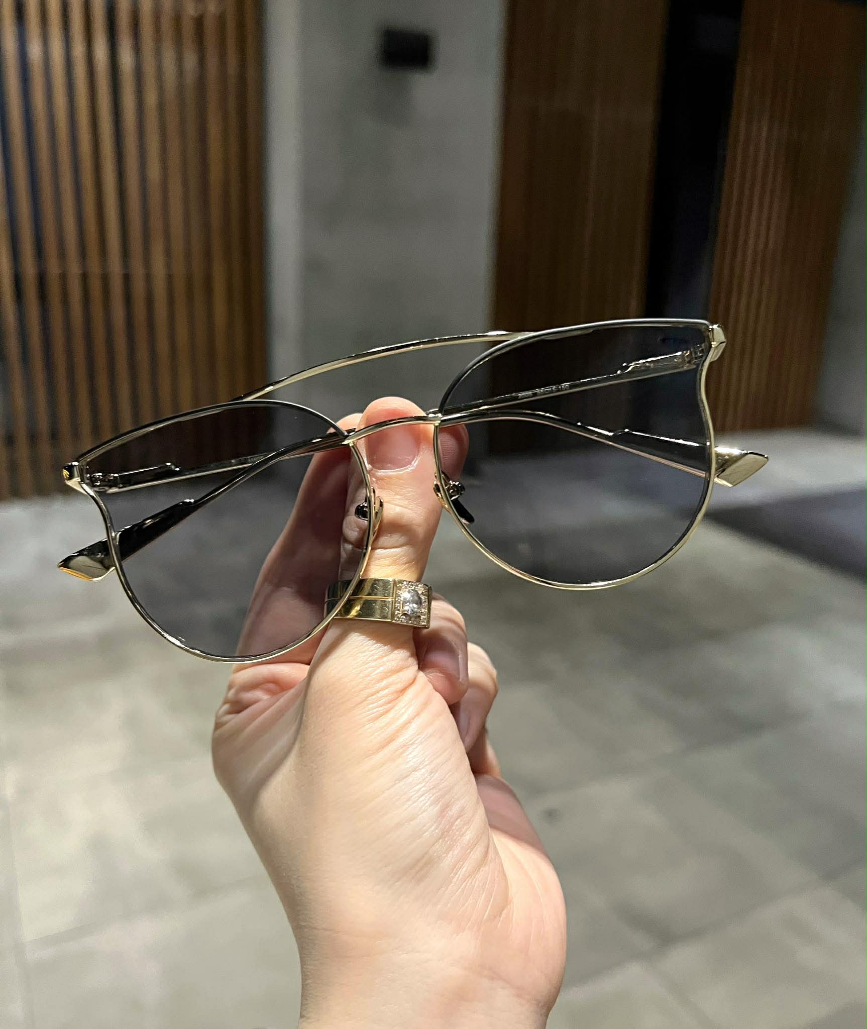 Kính râm, Kính mát đi đường dáng mắt mèo cao cấp