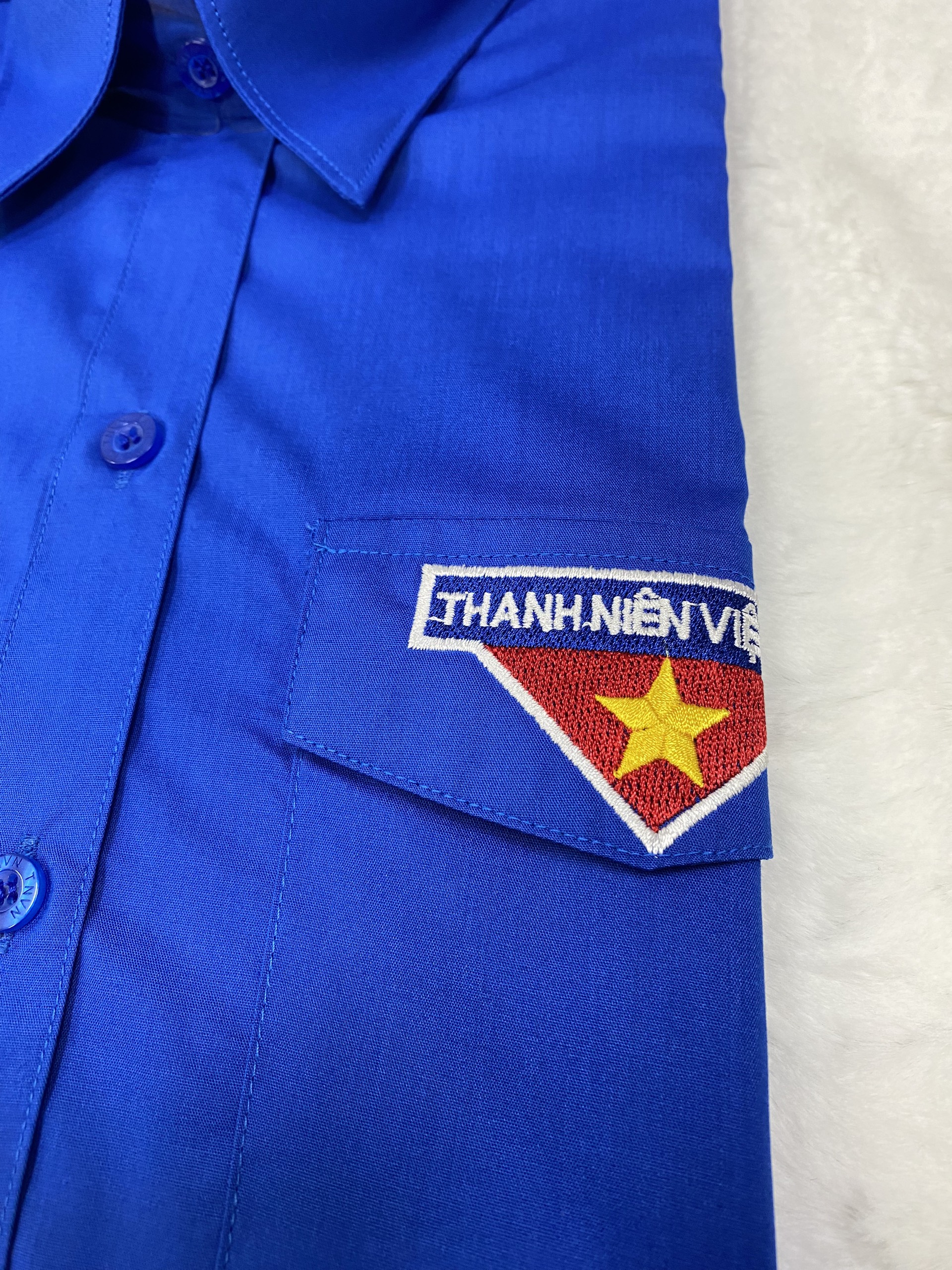 Áo đoàn thanh niên áo sơ mi cao cấp cộc tay vải pangzim Hàn Quốc logo thêu cao cấp