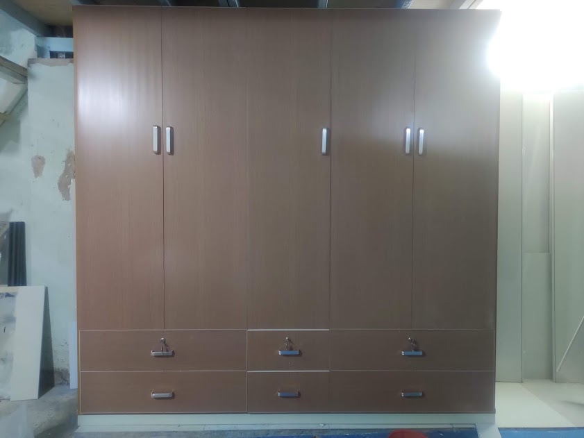 Tủ Nhựa Đài Loan 5 Cánh Màu Óc Chó 537