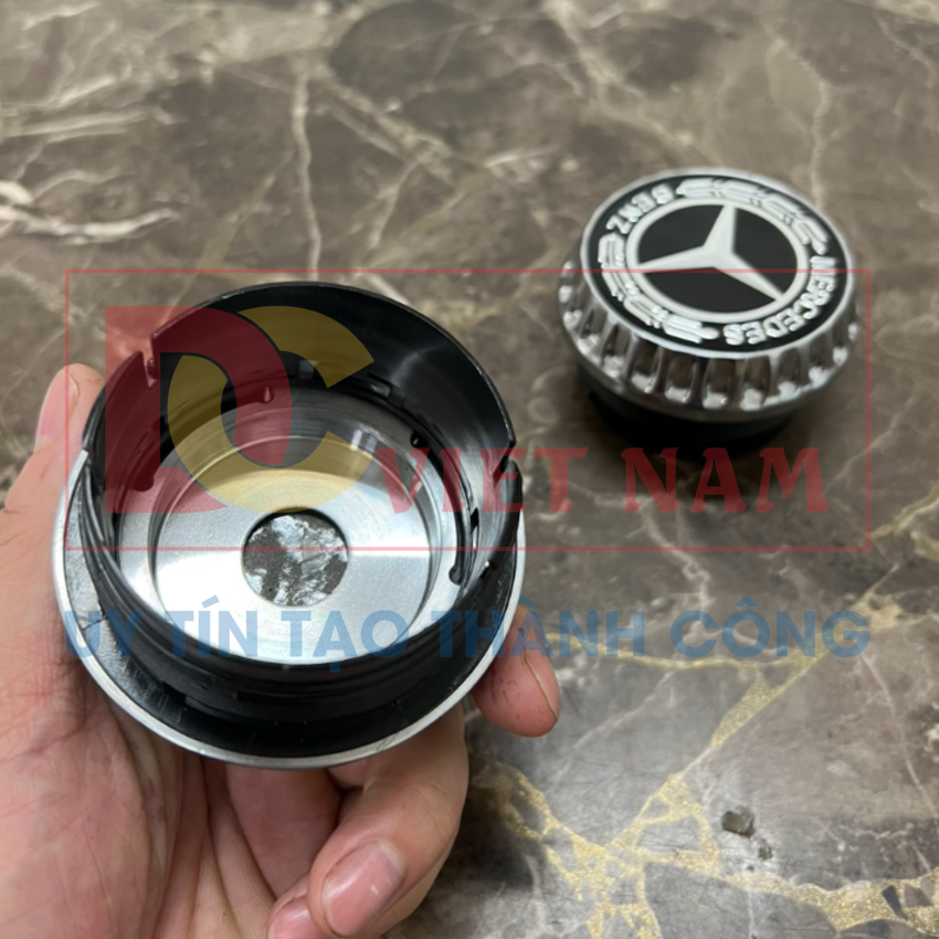 Logo chụp mâm, ốp lazang bánh xe ô tô Mercedes và Maybach WH3 65mm chất liệu nhựa ABS hợp kim nhôm
