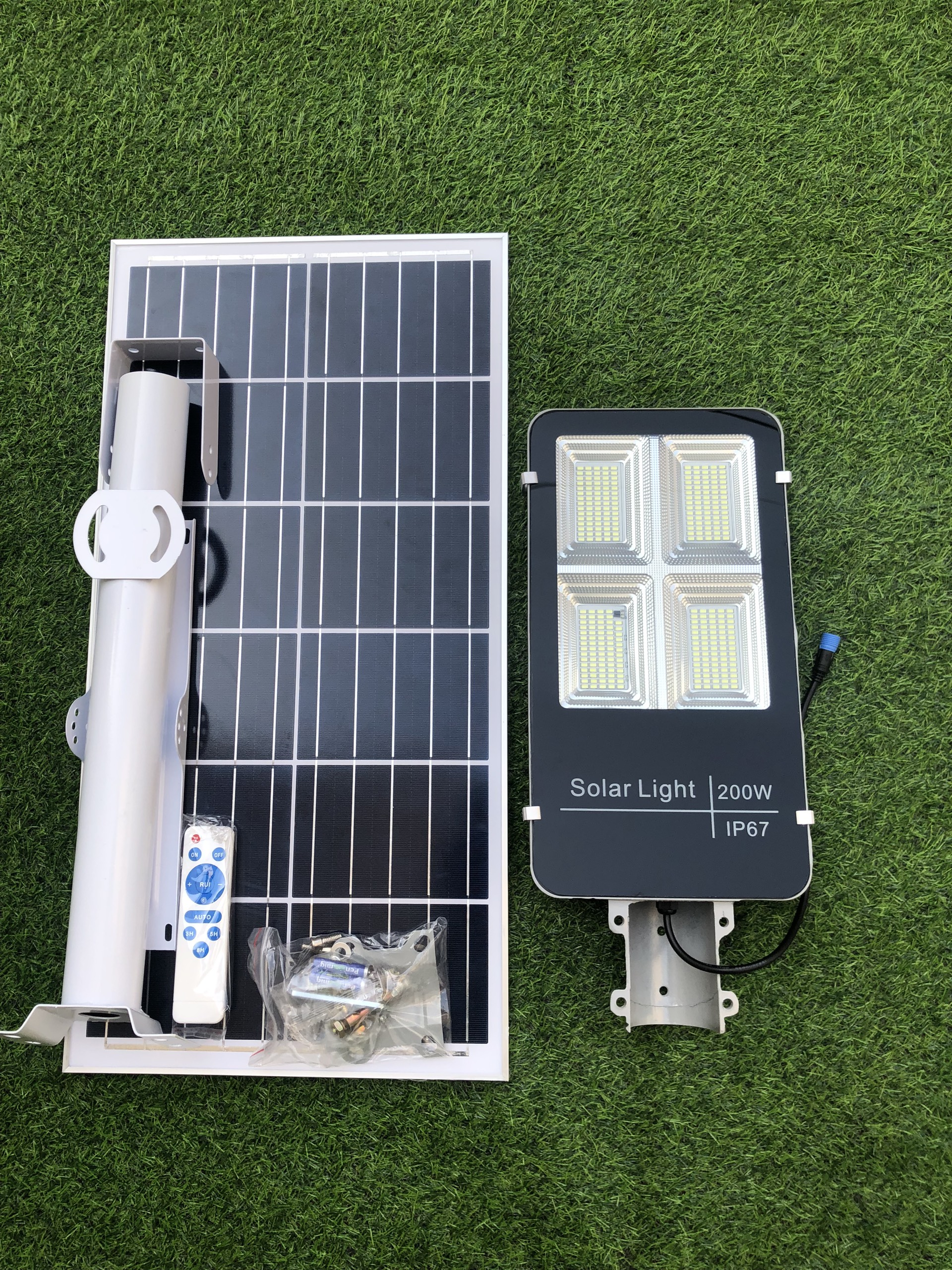 Đèn đường năng lượng 200W bàn chải siêu sáng