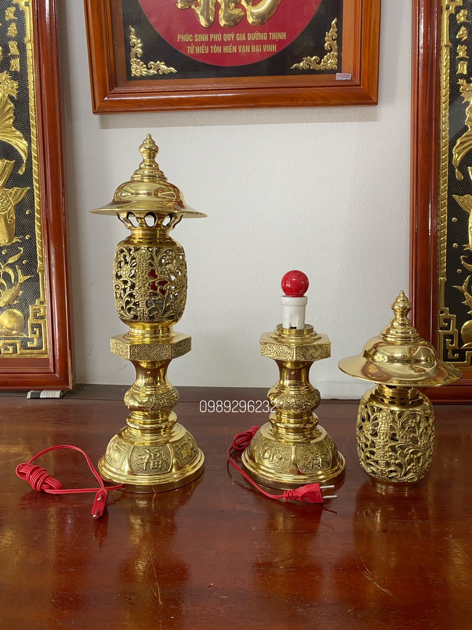 Đôi Đèn thờ lục giác bằng đồng cao 48cm