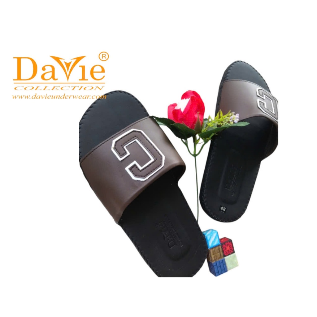 Dép Nam Quai Ngang Thương Hiệu Davie Dvsd04 Đường May Chắc Chắn, Đế Chống Trơn Trượt