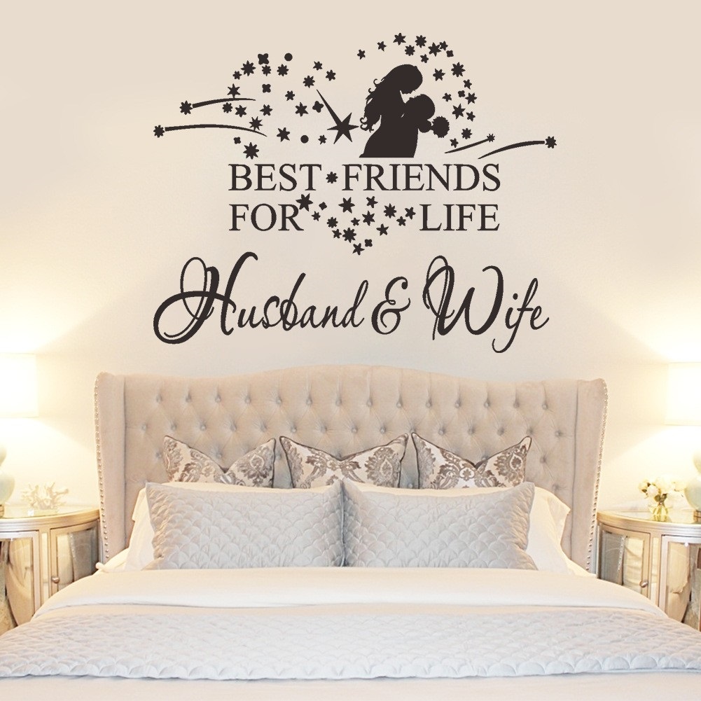 Decal dán tường tình yêu vợ chồng lãng mạn và ý nghĩa