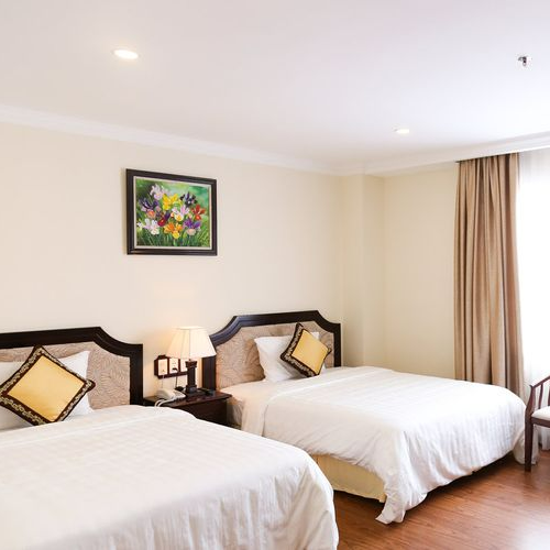 Iris Hotel Đà Lạt 3 *. Bao Gồm Ăn Sáng. Khách Sạn Tại Trung Tâm Thành Phố