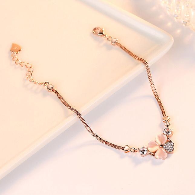 Vòng tay / lắc tay nữ cao cấp
