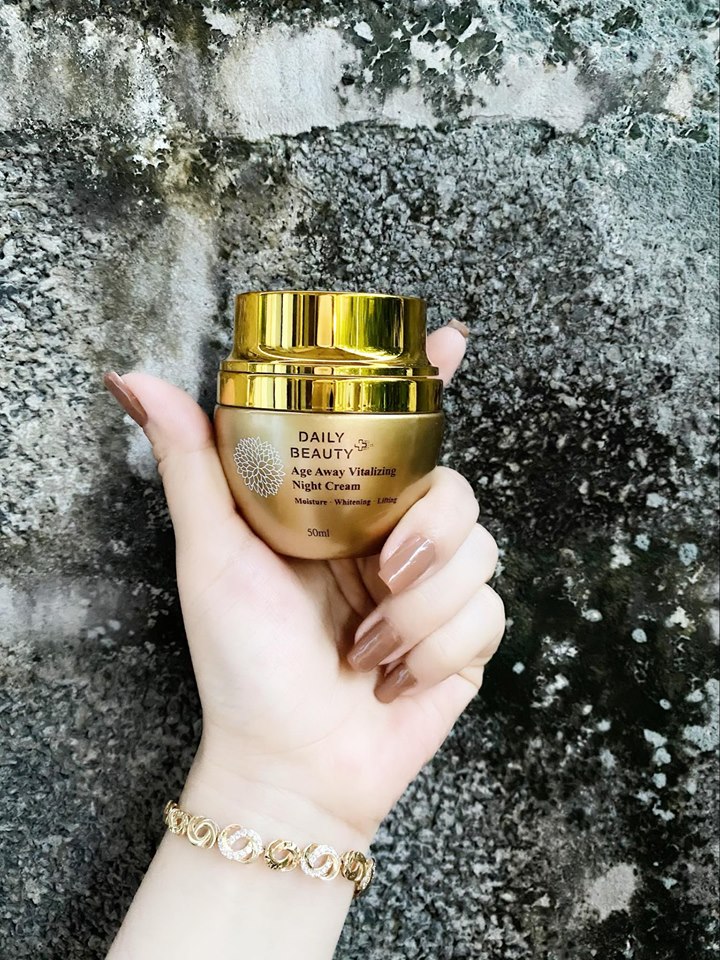 Kem dưỡng da ban đêm Daily Beauty Age Away Vitalizing Night Cream R&amp;B Việt Nam, Đánh Thức Thanh Xuân, Trẻ Hóa Làn Da, nâng cơ, trắng da, mờ nám 50ml