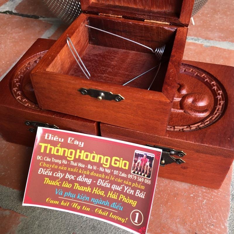 Hộp gỗ đựng thuốc hình vuông 9x9x5cm tặng kèm nhấc tàn hàng đang rất hot trên thị trường giá rẻ nhất
