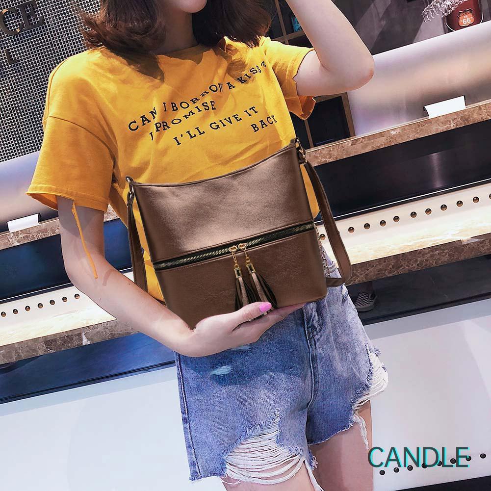 Túi Da Đeo Chéo Màu Trơn Phối Tua Rua