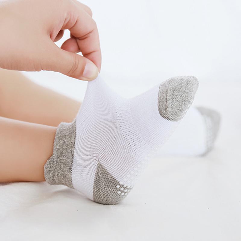 Vớ Cotton Chống Trượt Cho Bé Trai