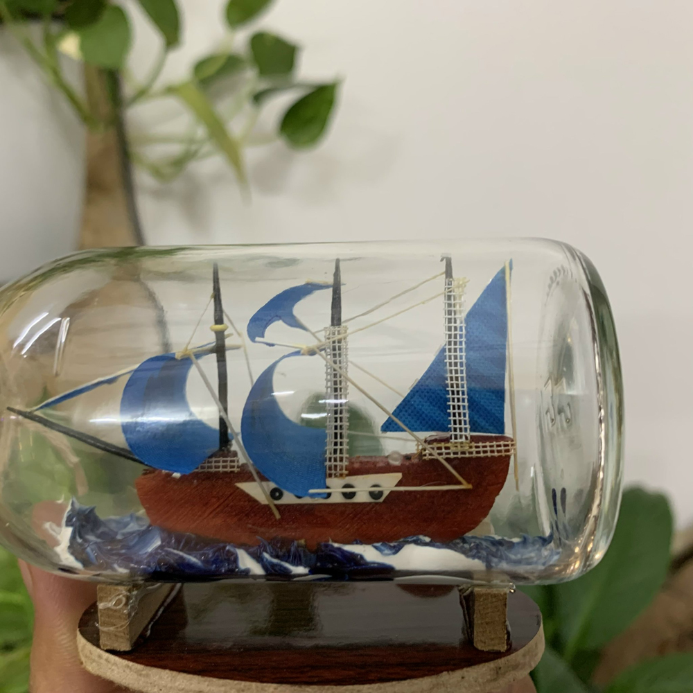 Mô Hình Thuyền Gỗ Trong Chai Thủy Tinh Kèm Tiểu Cảnh N9