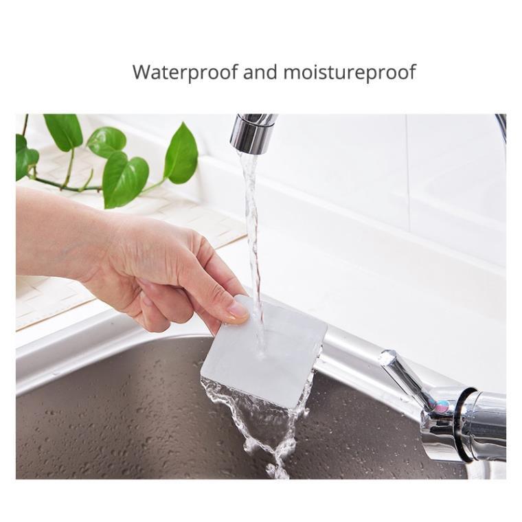 Móc dán tường treo chai sữa tắm tiện lợi cao cấp