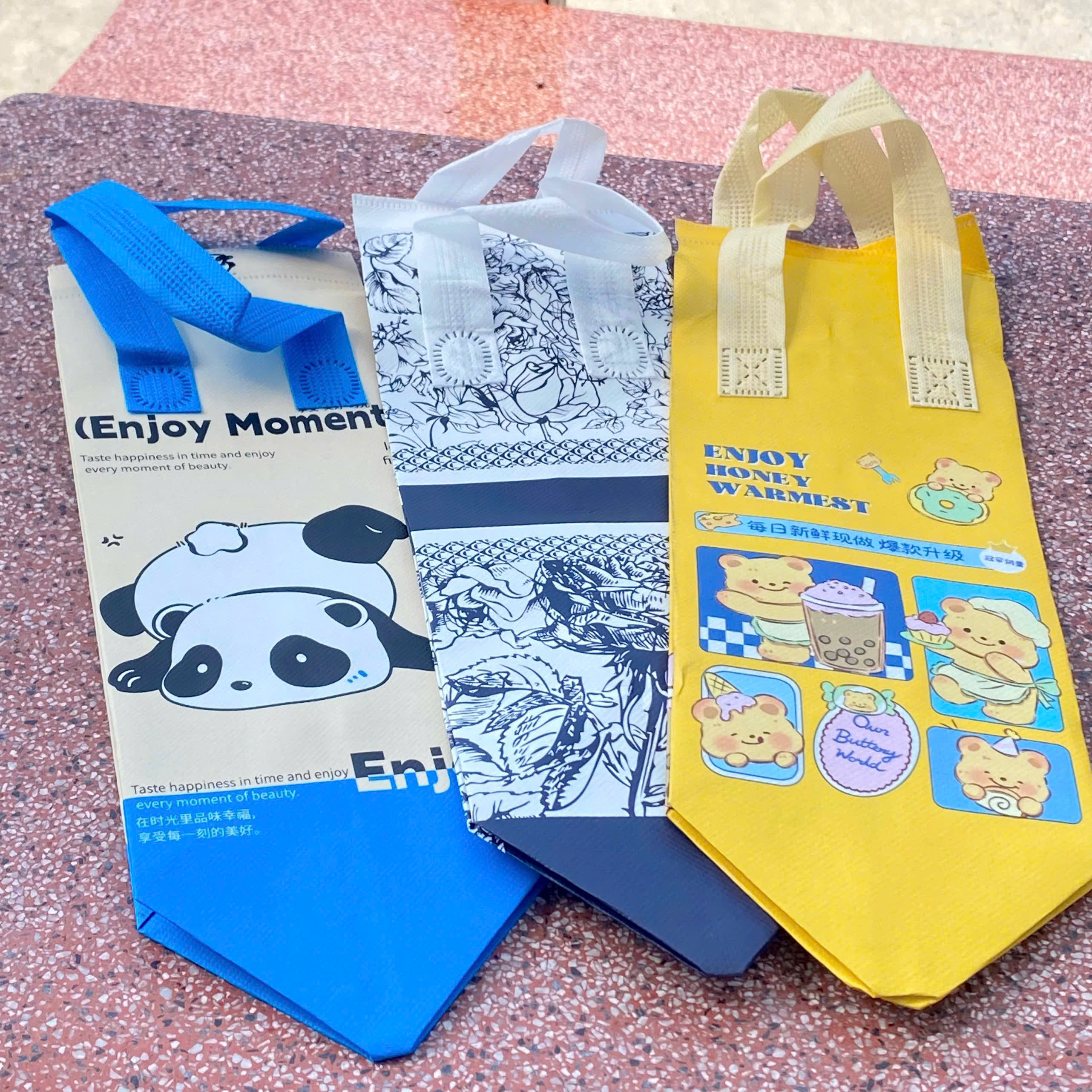 Túi Đựng Ly  Giữ Nhiệt Có Quai Xách Tiện Lợi Nhiều Hình