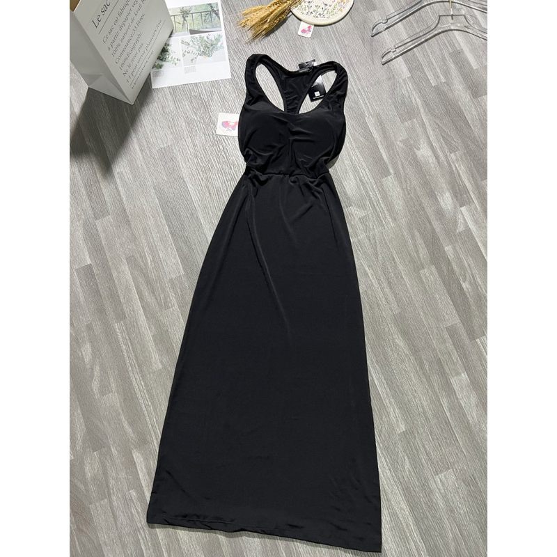 Đầm maxi 3 lỗ khoét hở lưng nữ ,váy nữ dài có mút ôm body