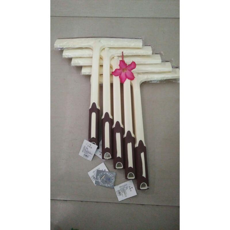 Cây gạt nước cầm tay mini