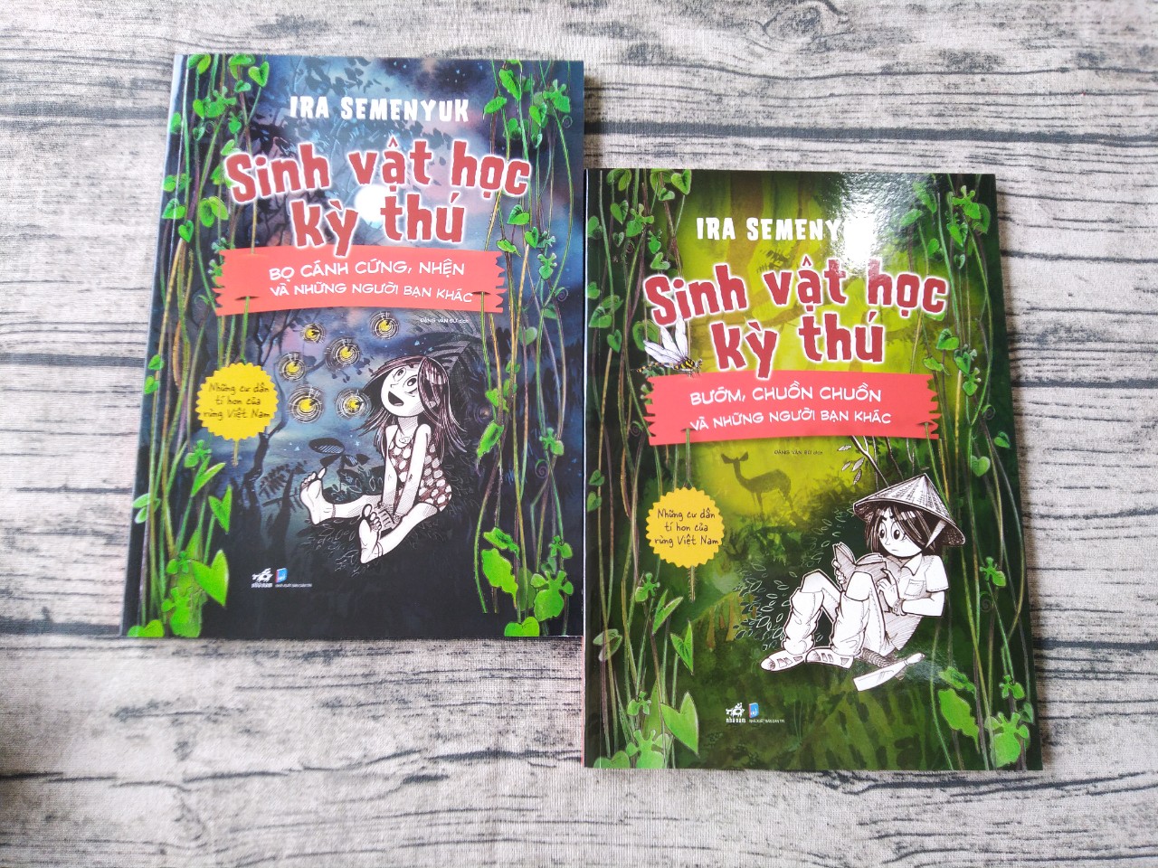 Combo 02 cuốn Sinh vật học kỳ thú - bọ cánh cứng, nhện và Bướm, chuồn chuồn và những người bạn khác