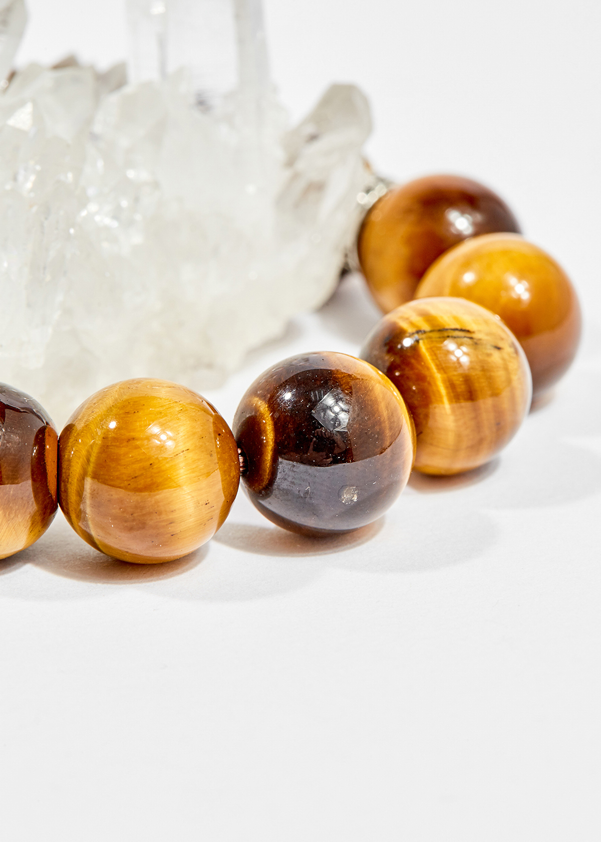 Vòng tay phong thủy nam đá mắt hổ vàng nâu charm tỳ hưu 14mm mệnh thổ , kim - Ngọc Quý Gemstones