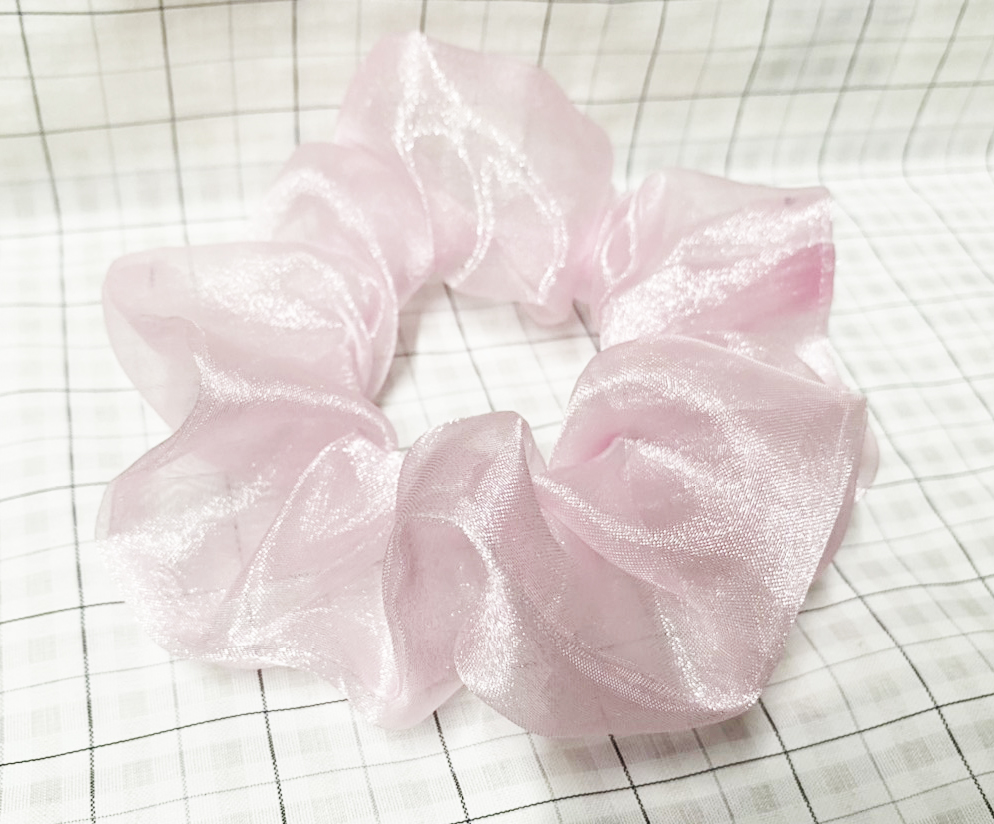 Dây cột tóc scrunchies mẫu mới màu hồng phấn ánh kim